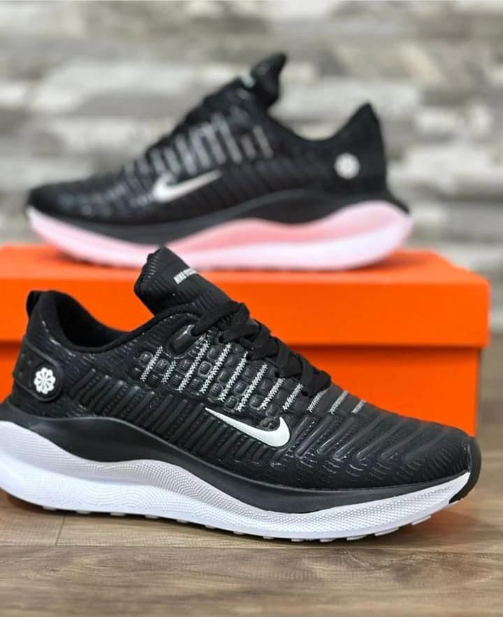 NIKE INFINITY